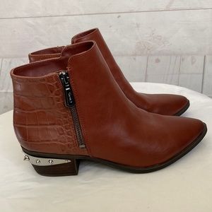 Circus by Sam Edelman Size 7 Highland Whiskey Brown Bootie W/Stud-like Spurs